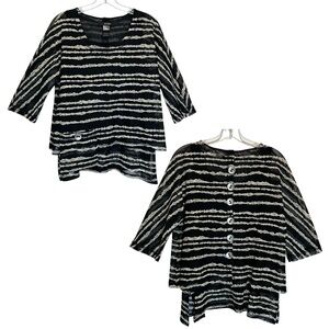 Ali Miles Black and Tan Mesh Layered Button Back Tunic Top - Petite Small